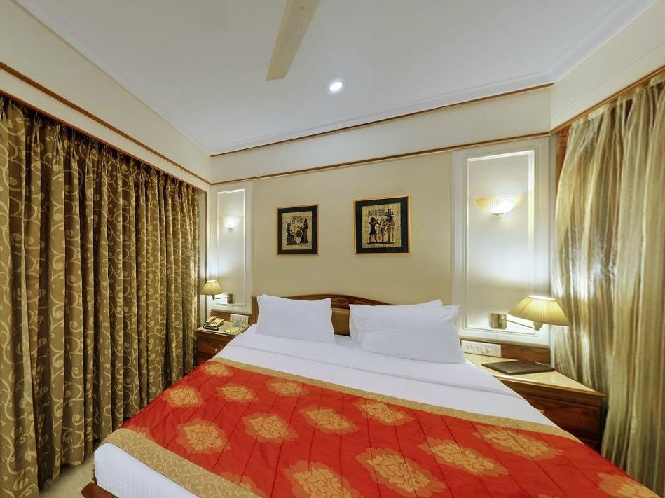 Regal Enclave Hotel Bombaim Exterior foto