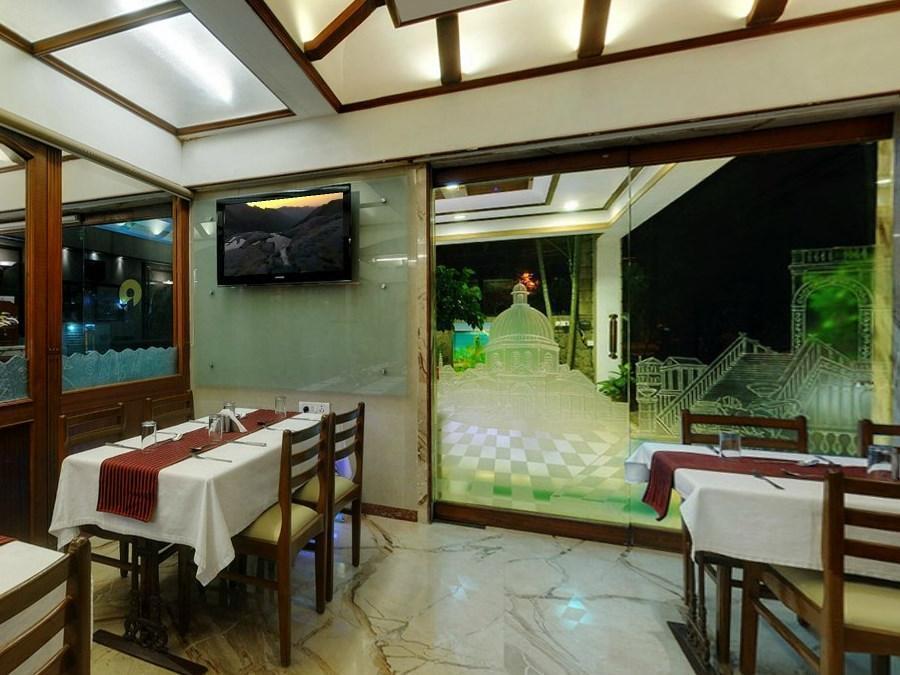 Regal Enclave Hotel Bombaim Exterior foto